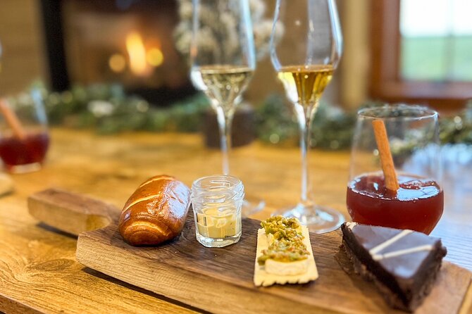 Niagara on the Lake Icewine Lounge Private Experience - Meeting Point and Check-in
