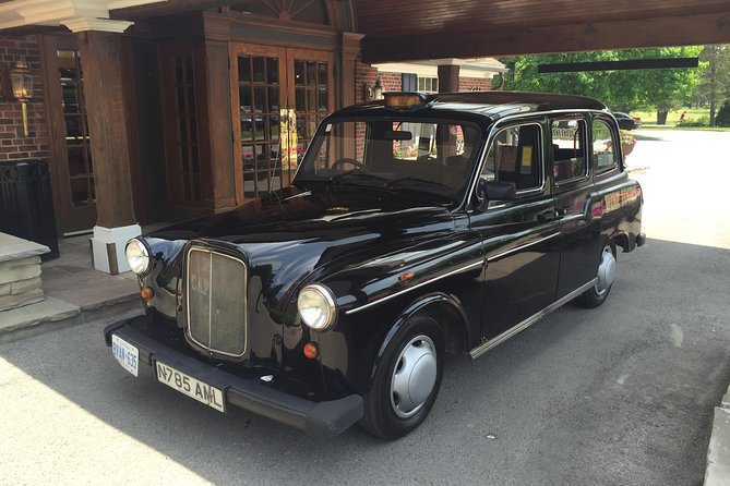 Niagara-On-The-Lake Wine Tour With Lunch -Private Tour in Classic English Cab - Tour Accessibility