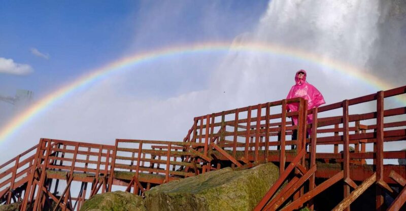 Niagara, Usa: Guided Tour With Boat, Cave of Winds, & Trolly - Key Points