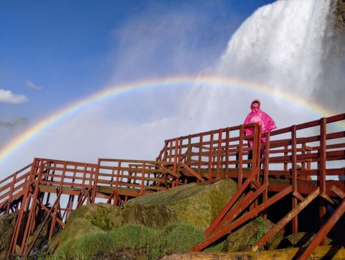 Niagara, Usa: Guided Tour With Boat, Cave of Winds, & Trolly - Availability and Cancellation
