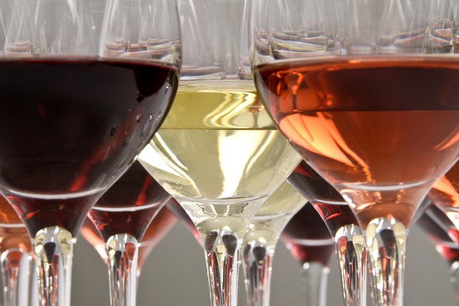 Niagara Wine Tasting and Three Courses Dinner - Award-Winning Wines at Local Wineries