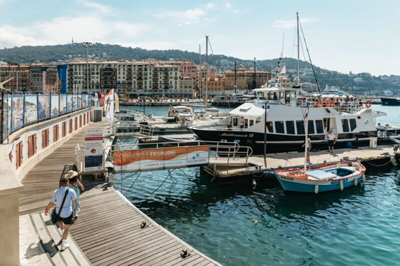 Nice: 1-Hour Sightseeing Cruise to Villefranche Bay - Saint-Jean-Cap-Ferrat: Luxurious Villas and Hilltop Villages