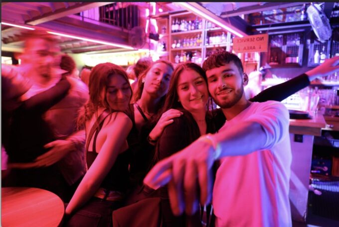 Nice Bar/Pub Crawl | 3 BEST Bars & 1 Club With Free Drinks! - Frequently Asked Questions