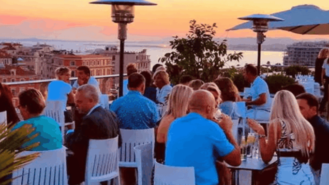 Nice : Gourmet Food Tour: Enjoy Mediterranean Delicacies - Savor Artisanal Bakery Treats