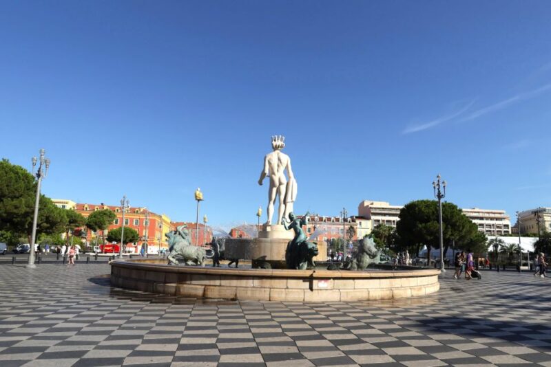 Nice: Old Town and Flower Market Guided Walking Tour - Taking in the Flower Market