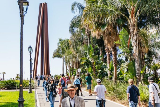 Nice: Old Town & Castle Hill Informative Guided Walking Tour - Food and Drink