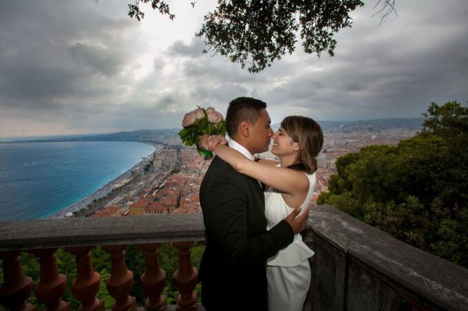 Nice: Professional Private Luxury Photo Shoot - Flexible Booking and Cancellation