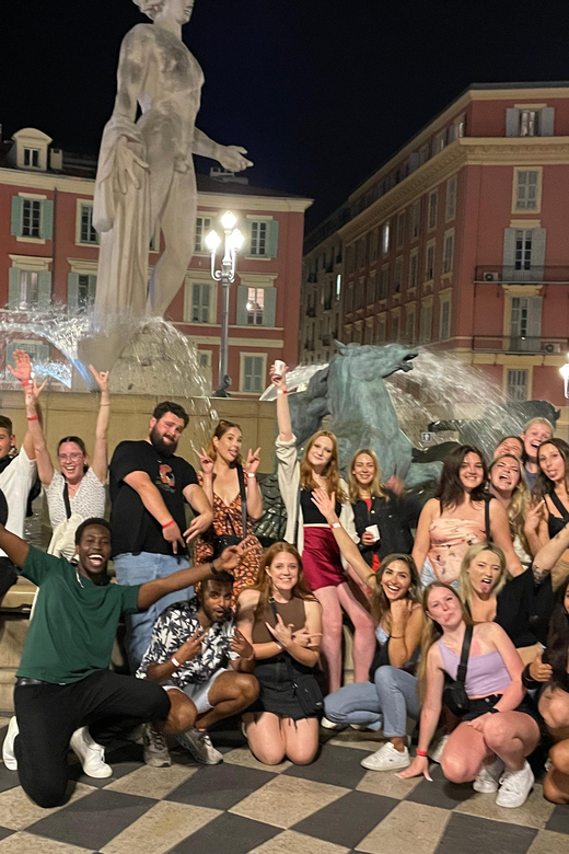 Nice: Pub / Bar Crawl Group Size 6 Person - Complimentary Drinks and Benefits