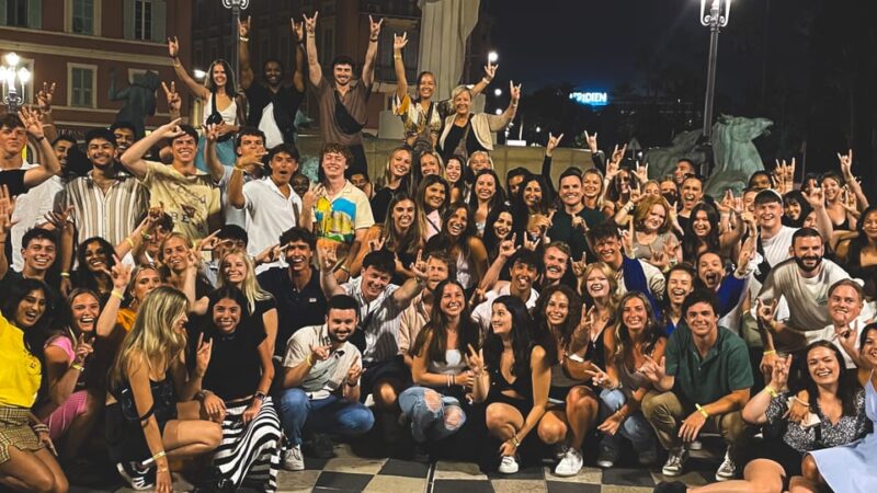 Nice :Pub Crawl With 6 Free Shots and VIP Bars&Club Access - Key Points