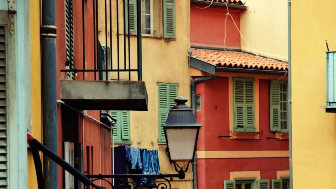 Nice: Self-Guided Highlights Scavenger Hunt & Walking Tour - Historical and Cultural Exploration