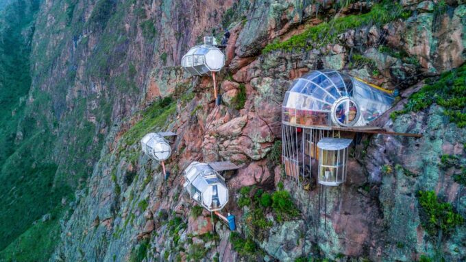 | Night at Skylodge + via Ferrata and Zipline Sacred Valley - Frequently Asked Questions