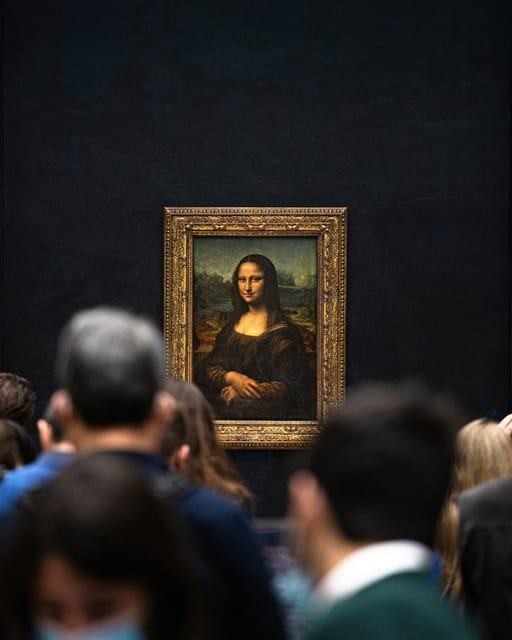 Night at the Louvre Museum: 6-people Max Guided Exploration - Meeting Point and Logistics