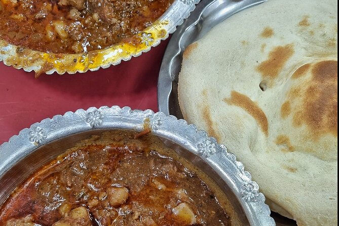 Night Food Tour of Delhi: Beyond the Tourist Traps - Insider Tips and Highlights