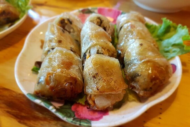Night Life Street Food Tours Hoi An - Meeting and Pickup Details