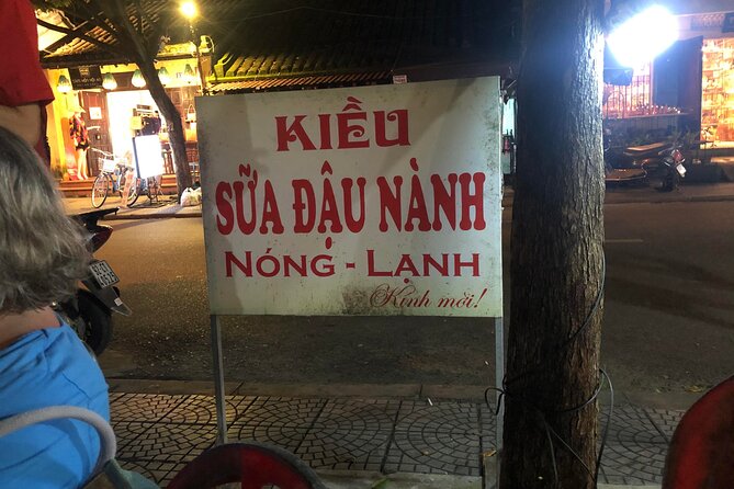 Night Life Street Food Tours Hoi An - Tour Duration and Accessibility