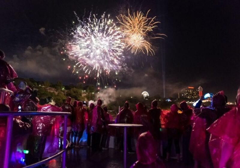 Night on Niagara Walking Tour With Fireworks Cruise + Dinner - Experience Highlights