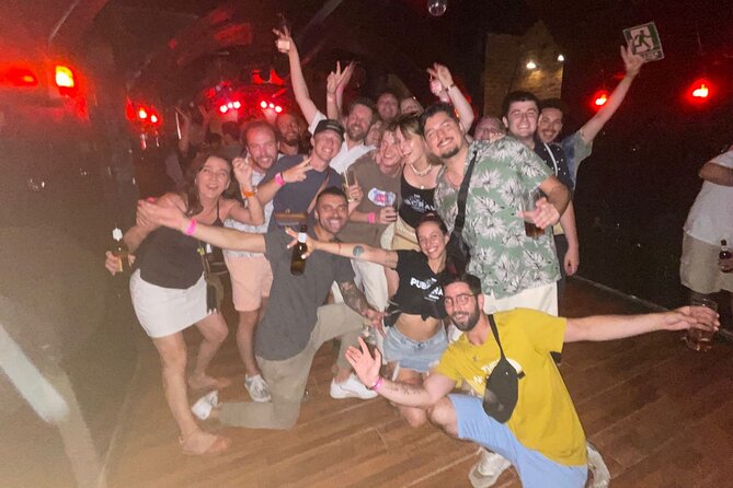 Night Pub Crawl Tour in Barcelona - Inclusions