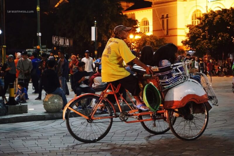 Night Street Food and Cultural Walking Tour - Meeting Point and Navigation