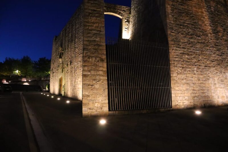 Night-Time Tour Legends and Mysteries of Pamplona - Key Points
