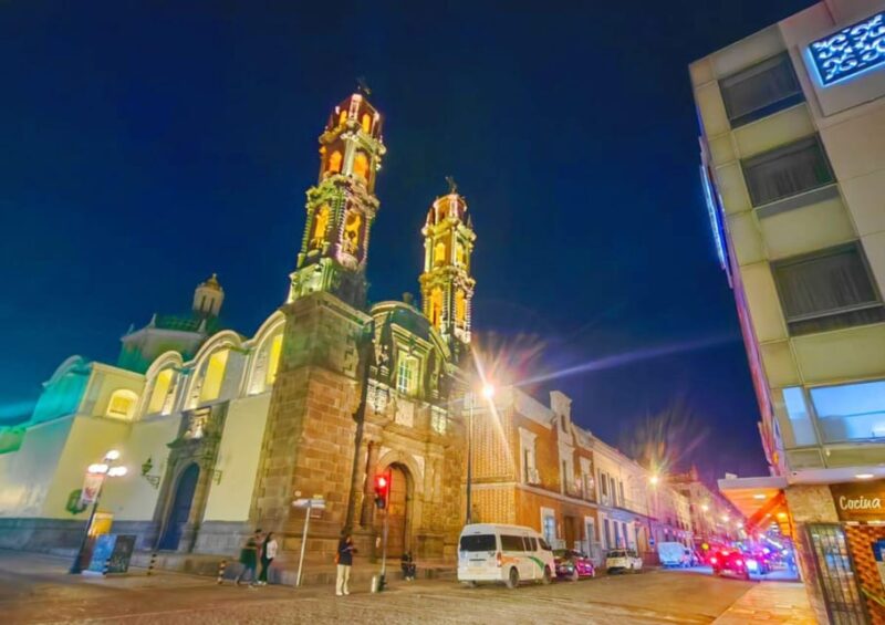 Night Tour in Puebla With Food and Drink - What to Bring