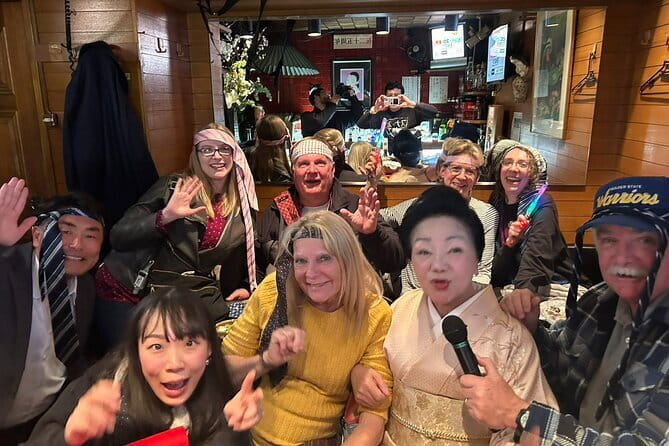 Night Tour in Tokyo Shimbashi With Bar Drinks and Local Guide - Inclusions