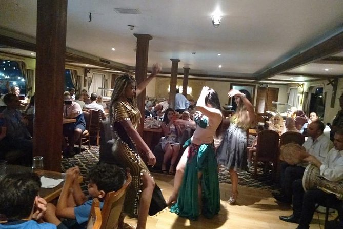 Night-Tour Nile Dinner Cruise With Open Buffet and Belly Dancer - Illuminated Waterfront Views