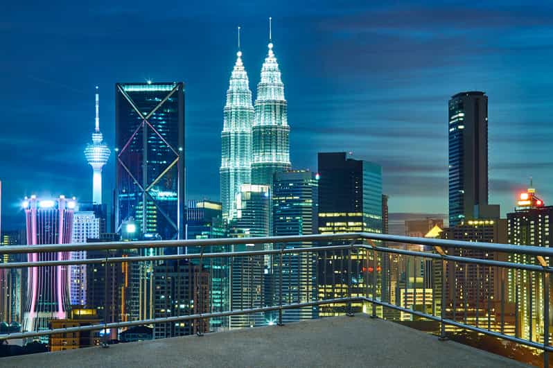 Night Tour of Petronas Twin Towers, Kuala Lumpur - Federal Territory of Kuala Lumpur