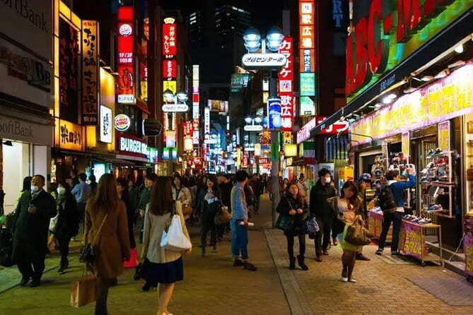 Night Tour Tokyo in Shinjuku - Top Attractions in Shinjuku