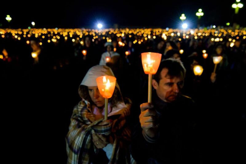 Night Trip to Fátima + Candlelight Procession - Basilica of Our Lady of the Rosary