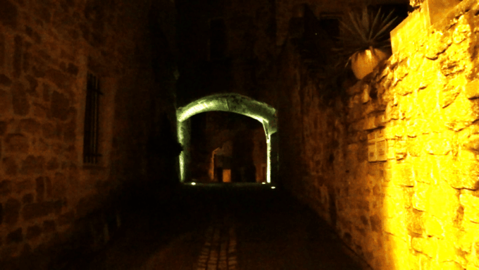 Night Visit: Grillon 1789 - Exploring Grillons Architecture