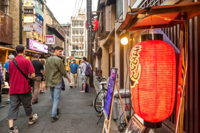 Night Walk in Gion: Kyotos Geisha District - Frequently Asked Questions