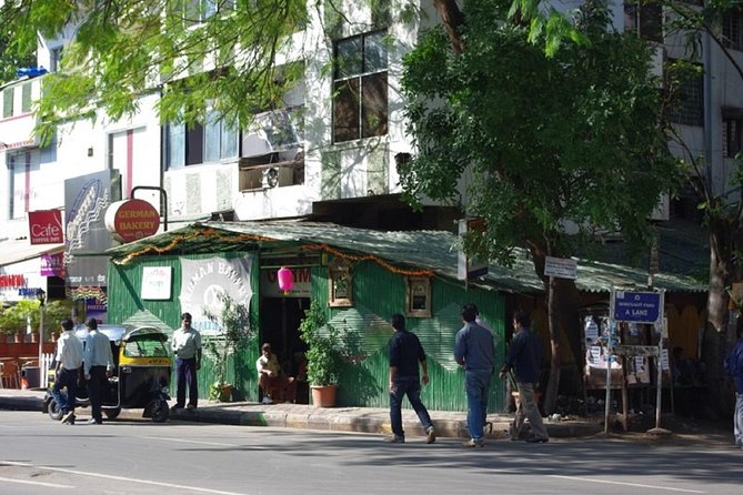 Night Walk Tour Pune - Exploring Koregaon Park