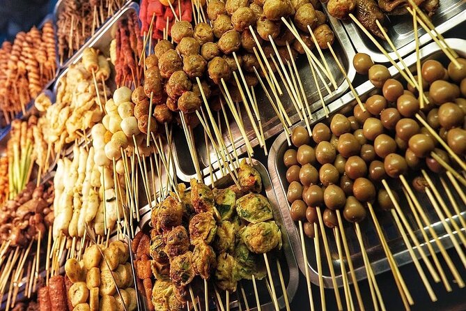 Night Walking Tour-Malioboro Street Food With Guide at Yogyakarta - Immersive Cultural Experience
