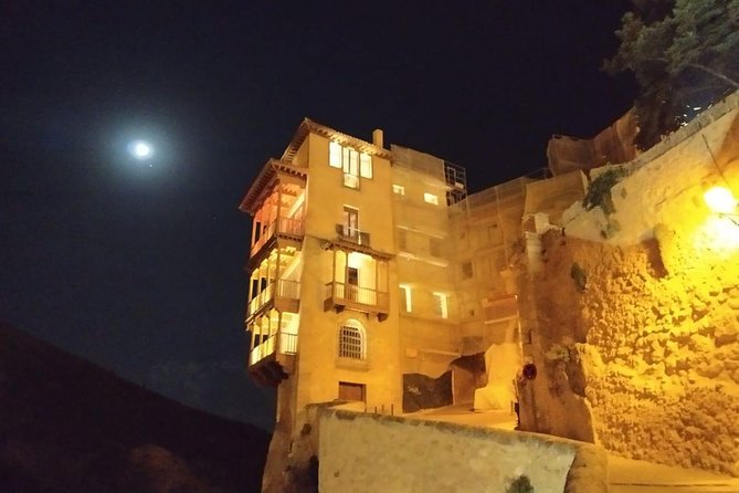 Night Walking Tour of Medieval Cuenca - Confirmation and Accessibility