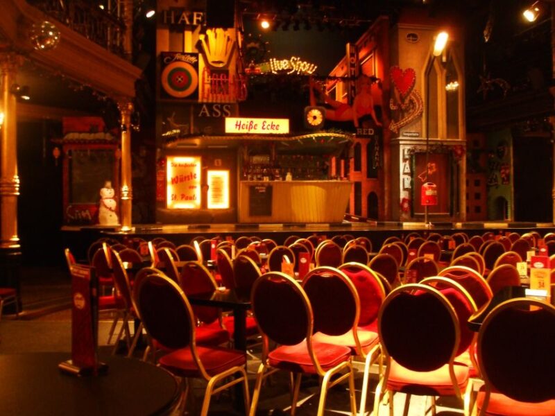 Nightwalk De Luxe St. Pauli, Red Light and Culture - Tour Experience
