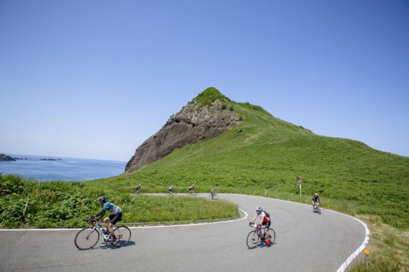 Niigata: Sado Island E-Bike or Crossbike Rental - Scenic Cycling Spots