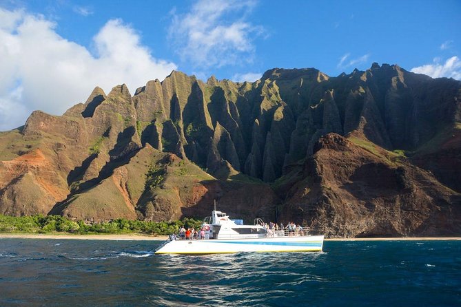 Niihau and Na Pali Coast Snorkel Boat Tour - Crew and Experience