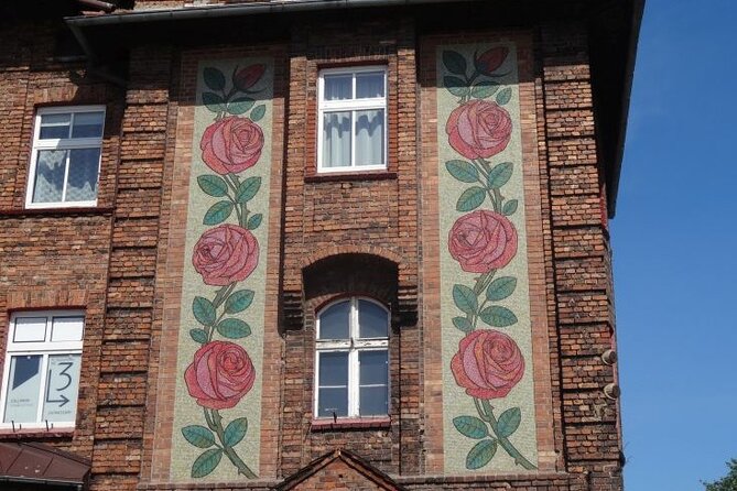 Nikiszowiec Industrial District Private Tour - Social and Cultural History