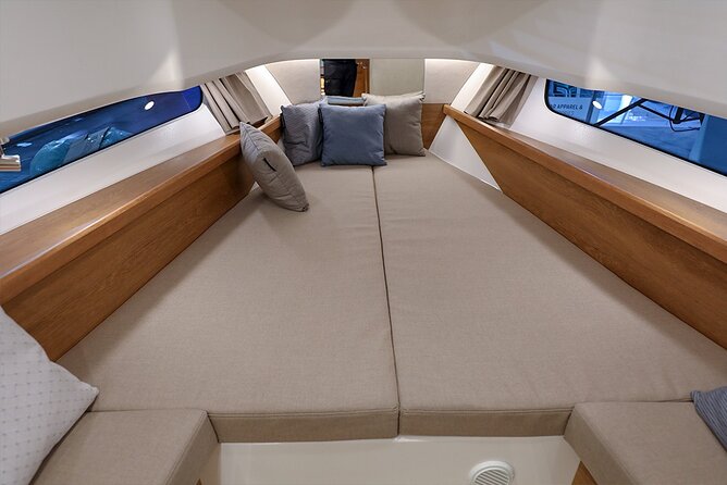 Nimbus T11 Charter From Athens - Worth The Stay