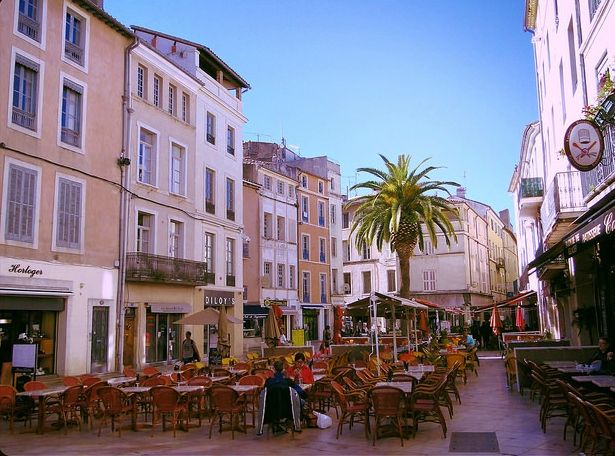 Nimes Historical Center 2-Hour Private Walking Tour - Customizable Tour Options