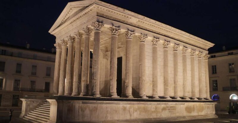 Nimes: Private Walking Tour of the Historical Center - Key Points