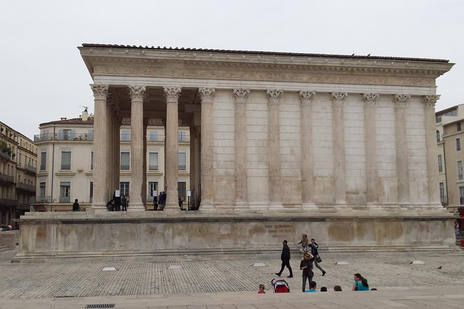 Nimes, Uzes & Pont Du Gard Small Group Half-Day Tour From Avignon - Meeting Point