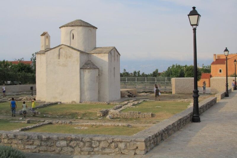 Nin: Sea and Salt Private Walking Tour - Itinerary Details