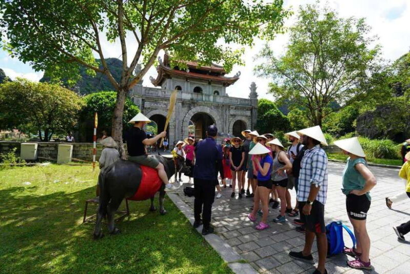 Ninh Binh 1 Day With Tam Coc, Hoa Lu, and Mua Cave, Buffet - Hoa Lu: Vietnams Ancient Capital