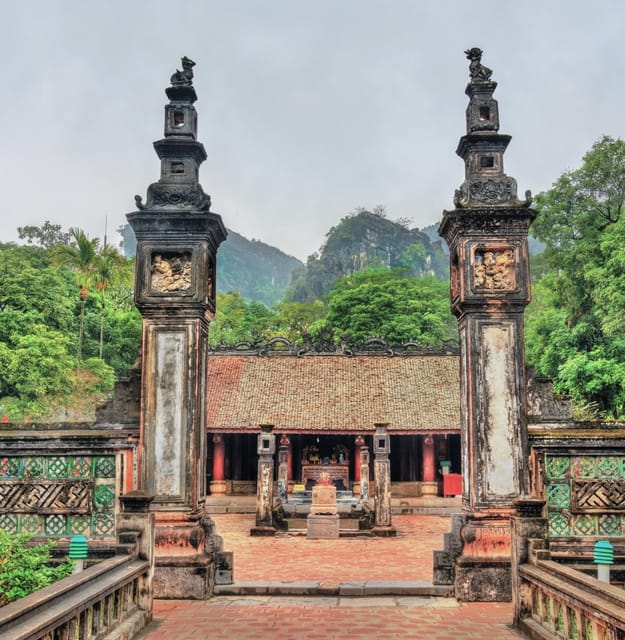 Ninh Binh 2-Day Tour: History, Nature & Adventure - Day 1: Explore Ancient Capital