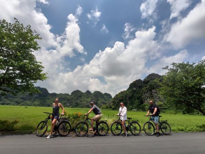 Ninh Binh 2 Days 1 Nights Small Group Of 9 Tour From Hanoi - Explore Hoa Lu Ancient Capital