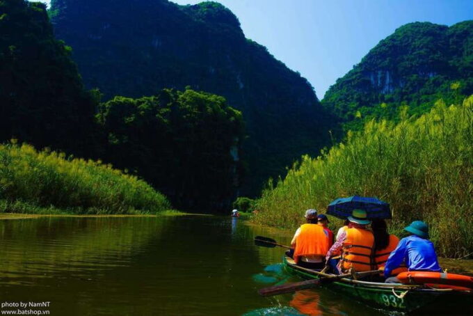 Ninh Binh : Bai Dinh Pagoda, Trang An, and Mua Cave Tour - Tour Features