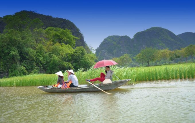 Ninh Binh Daily: Hoa Lu, Mua Cave, Tam Coc, Bike & Swimming - Frequently Asked Questions