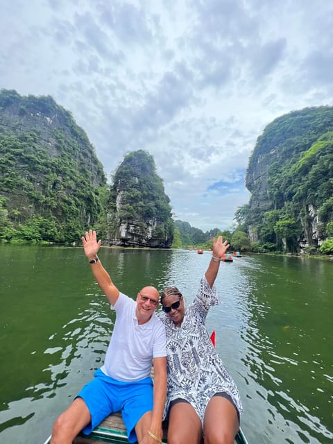 Ninh Binh Daily Tour: Hoa Lu -Mua Cave -Tam Coc Boat-Biking - Panoramic Hike at Mua Cave