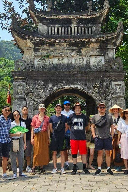 Ninh Binh Daily Tour (Hoa Lu-Trang An-Mua Cave-Cycling) - Historical Significance of Hoa Lu